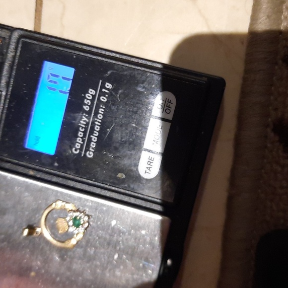 GENUINE SOLID 14K YELLOW GOLD AUTHENTIC EMERALD  & WHT TOPAZ CLADDAGH PENDANT - Picture 2 of 8